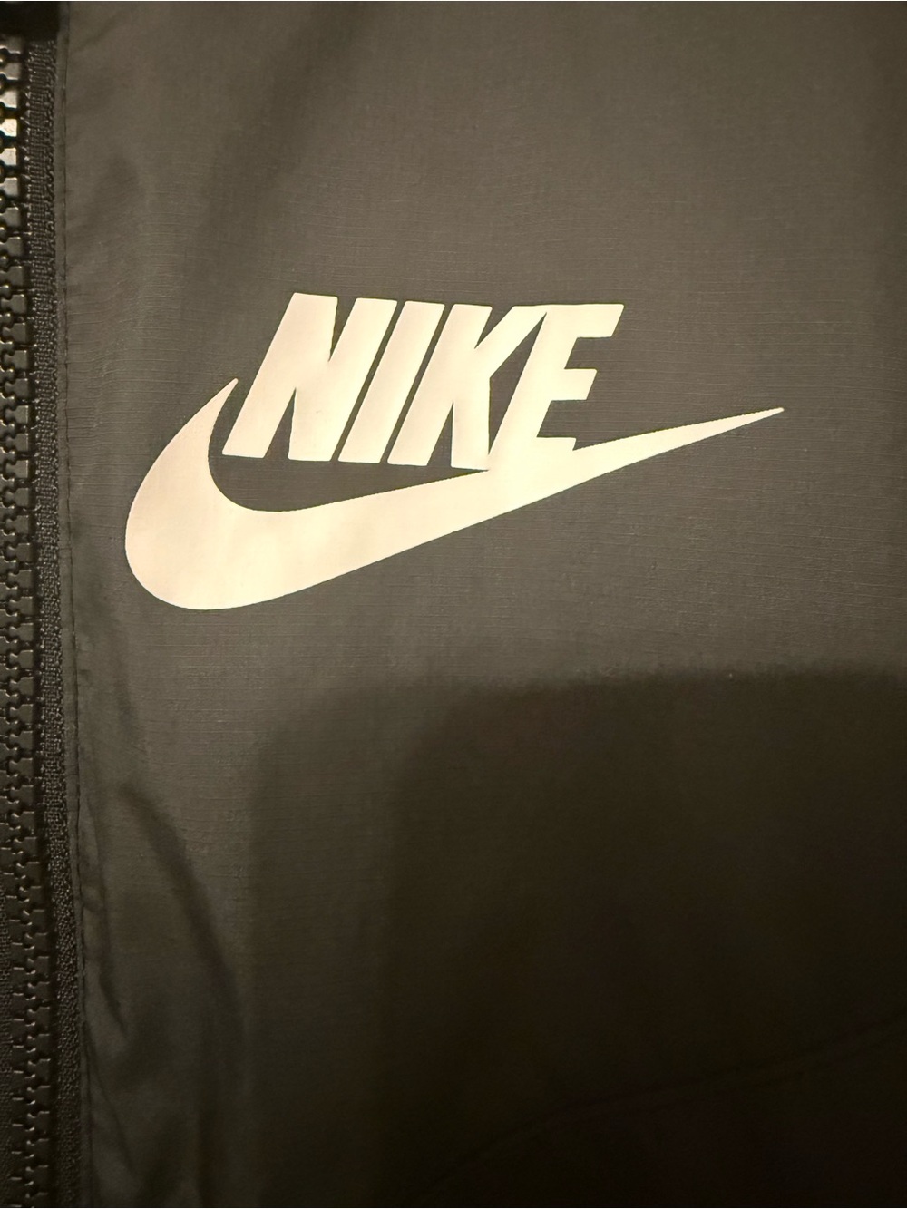 Nike kids  Black Hooded Windbreaker Jacket - Picture 2 of 4